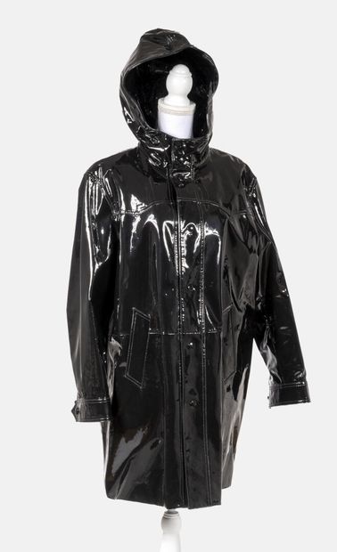CELINE - Hedi Slimane 
Patent leather raincoat, size 48 
