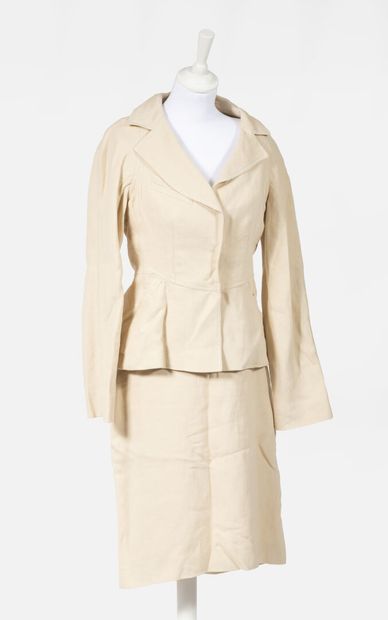 ALBERTA FERRETTI Suit jacket and skirt in beige linen (French size 40).



Attached...