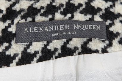 ALEXANDER MCQUEEN Une robe Alexander McQueen, collection " Horn of Plenty ", automne-hiver...