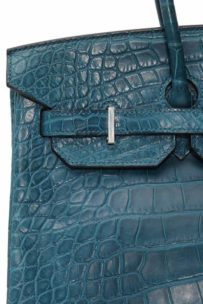 HERMES Birkin 35 bag in mallard blue alligator, 2015

alligator mississippiensis,...