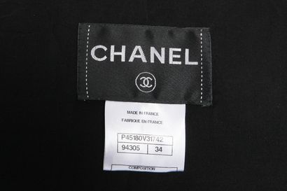 CHANEL Black curly wool coat, Cruise 2013 collection

labeled, size 34, single-breasted...
