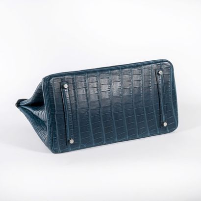 HERMES Birkin 35 bag in mallard blue alligator, 2015

alligator mississippiensis,...