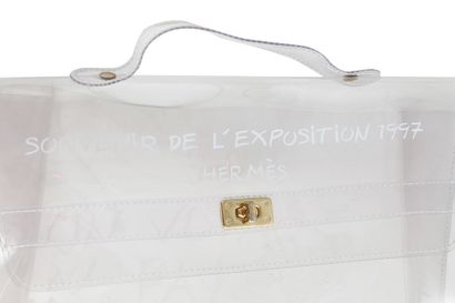 HERMES Sac vinyle transparent Hermès souvenir de l'exposition du sac Kelly, 1997



printed...
