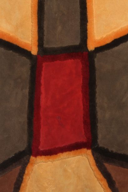 CHRISTIAN LACROIX Manteau patchwork en peau lainée,, circa 1990,



un-labelled,...