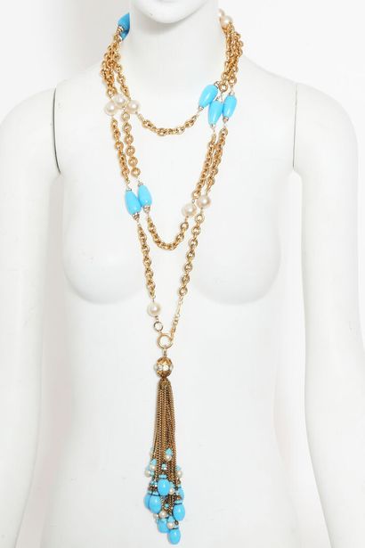 CHANEL Long necklace probably from the 1970s, 



signed, turquoise' and 'pearl'...