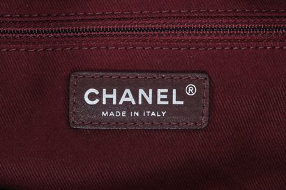 CHANEL Sac en cuir marron clair matelassé, 2010-11,

signed, with serial sticker,...