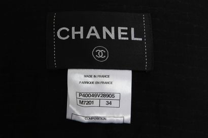 CHANEL Ensemble collection Croisière 2010-2011,

labelled, size 34, the fabric woven...