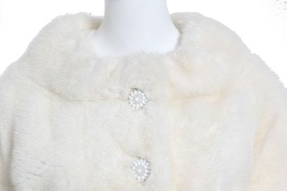 MANDEL FOURRURES White mink evening coat by Mandel Furs, 1960s



labeled, with beaded...