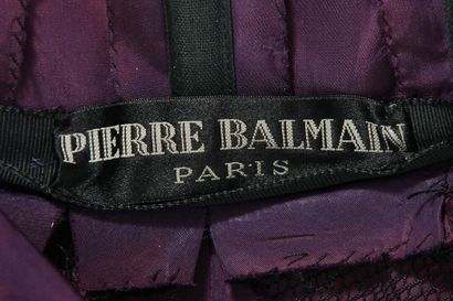 PIERRE BALMAIN HAUTE COUTURE Robe de cocktail en dentelle bleue Pierre Balmain couture,...