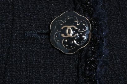 CHANEL Black curly wool coat, Cruise 2013 collection

labeled, size 34, single-breasted...