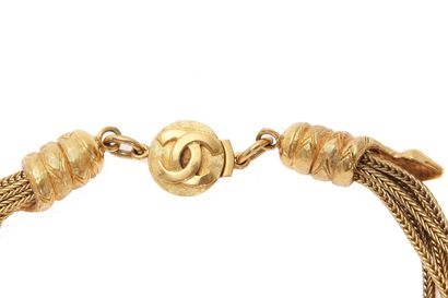 CHANEL Long necklace, probably 1980s



with double 'C' to clasp only, five gilt...