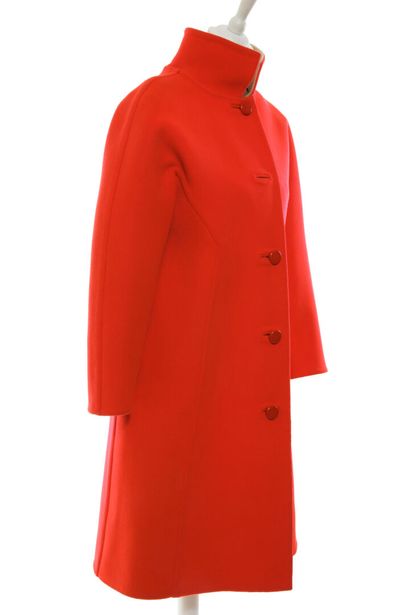 BALENCIAGA HAUTE COUTURE Wool coat, circa 1967





with défilé label only, one side...