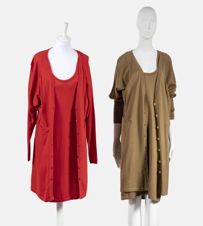 KENZO Deux ensembles robe-débardeur mi-longues et gilet assorti, en laine, soie et...