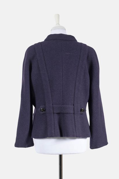 ARMANI COLLECTION Wool and silk plum jacket 
Size 50 (Italian)

Very good condit...