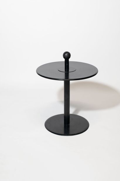 IKEA Postmodern pedestal table, model VI
Circa 1990
Metal and black laminate
Edition...