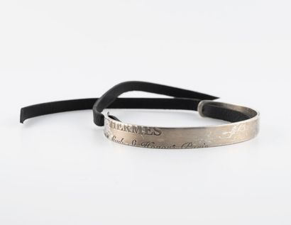 HERMES Bracelet, Cartouche model
Silver band (925) partly engraved "Hermès, 24 Faubourg...