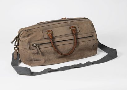 BRUNELLO CUCINELLI 40 cm duffel bag in taupe leather with aged effect, double handle...