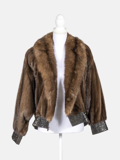 GALANOS X NEIMAN MARCUS Jacket in mink, chocolate leather and rhinestones
Size M...