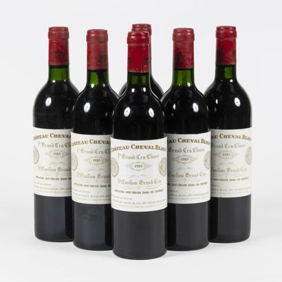 6 bouteilles Château Cheval Blanc 1985 6 bottles Château Cheval Blanc 1985
Saint...