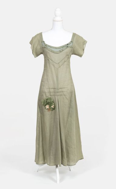 LOT DE VETEMENTS -SONIA RYKIEL green silk dress, size 38, good condition 
-LONGCHAMP,...