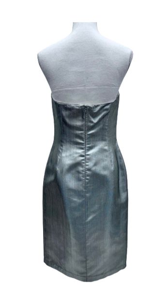 THIERRY MUGLER A metallic cocktail dress by Thierry Mugler, early 2000s
Size 42
En...