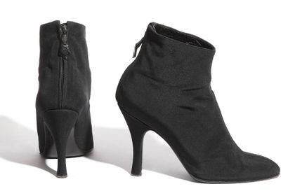 CHANEL HAUTE COUTURE Pair of Chanel black satin ankle boots by Massaro, Fall-Winter...
