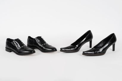 PRADA Pair of black patent leather pumps with topstitching
Size 38,5
Used condition,
A...