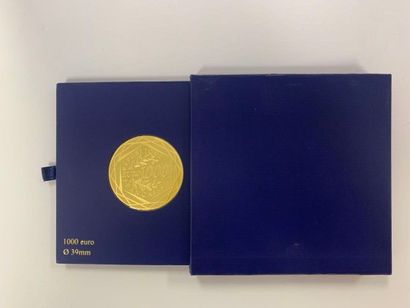 FRANCE Une pièce de 1000 euros en or jaune (999), édition de la monnaie de Paris,...