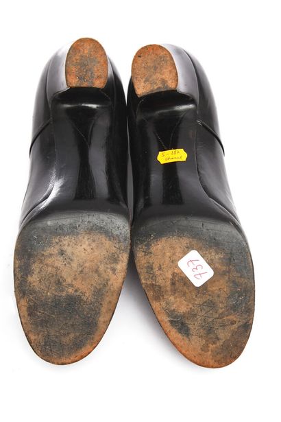 CHANEL HAUTE COUTURE Paire de chaussures à plateforme en cuir Chanel par Massaro,...