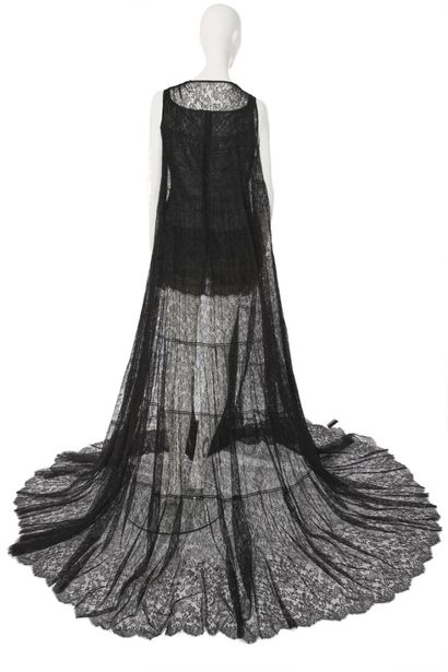 CHANEL HAUTE COUTURE Cocktail dress and evening coat in black Chantilly lace, Spring-Summer...