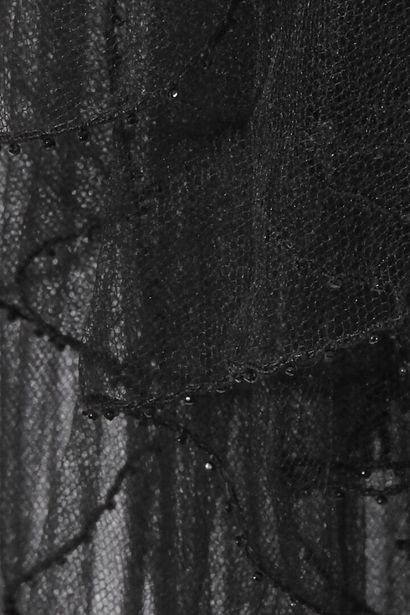 CHANEL HAUTE COUTURE Robe de cocktail en tulle et mousseline de soie noire, Printemps-Eté...