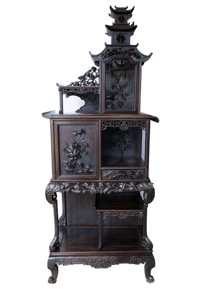 GABRIEL VIARDOT Display cabinet designed in Orientalist style by Gabriel Viardot... Gazette Drouot