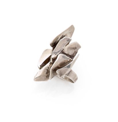 Alicia PENALBA (1913-1982) ALICIA PENALBA (1913-1982) 

Bague sculpture en argent...