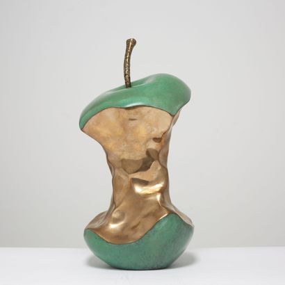 RICHARD MAS (NÉ EN 1954) RICHARD MAS (NÉ EN 1954) 

Trognon de pomme

Sculpture en...
