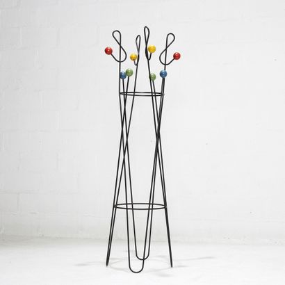 ROGER FÉRAUD (1890-1964) ROGER FÉRAUD (1890-1964)

Coat rack with black lacquered...
