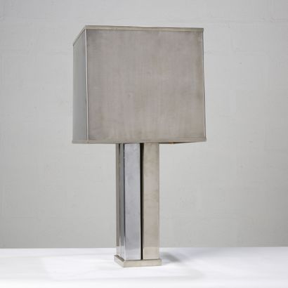 ANNÉES 1970 1970'S

High living room lamp with geometric steel structure, steel shade...