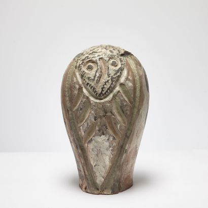 Jules AGARD (1905-1986) JULES AGARD (1905-1986)

Sculpture ovoïde en terre chamottée...