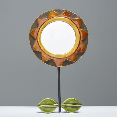MITHÉ ESPELT (1923-2020) MITHÉ ESPELT (1923-2020)

An earthenware mirror, frame forming...