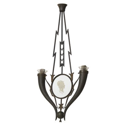 ANNÉES 1930 1930'S

A neo-classical chandelier with metal structure and anthracite...