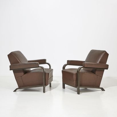 ANNÉES 1930 1930'S

Pair of club armchairs with brown lacquered metal structure,...