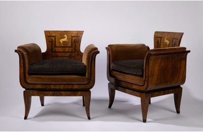 FRANCO ALBINI (1905-1977) FRANCO ALBINI (1905-1977)

A pair of armchairs, circa 1930,...