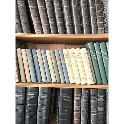  Important ensemble d'environ 2000 livres et reliures dont jurisprudences, recueils,...