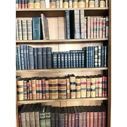 null Important set of about 2000 books and bindings including jurisprudence, collections,...
