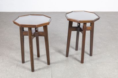 ANNÉES 1940 1940'S

A pair of hexagonal coffee tables, 1940s, stained walnut structure,...