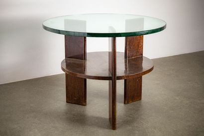 VITTORIO VALABREGA (1851-1952) VITTORIO VALABREGA (1851-1952)

A mahogany side table,...