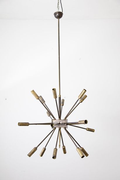 ANNEES 1950 1950'S

Sputnik suspension with metal and brass structure.

A suspension...