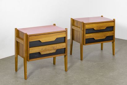 Augusto ROMANO (1918-2001) AUGUSTO ROMANO (1918-2001)

A pair of walnut bedside cabinets,...