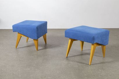 Augusto ROMANO (1918-2001) AUGUSTO ROMANO (1918-2001)

Pair of stools with geometrical...