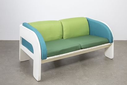 SORMANI SORMANI

Two seater sofa, white lacquered wood structure, cushions covered...