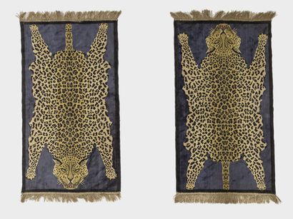 Années 1930 1930'S

A suite of two mechanical wool carpets representing panthers,...